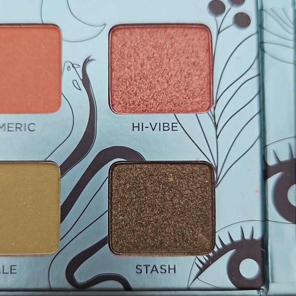 Urban Decay Wild Greens Pallete - Picture 6 of 8